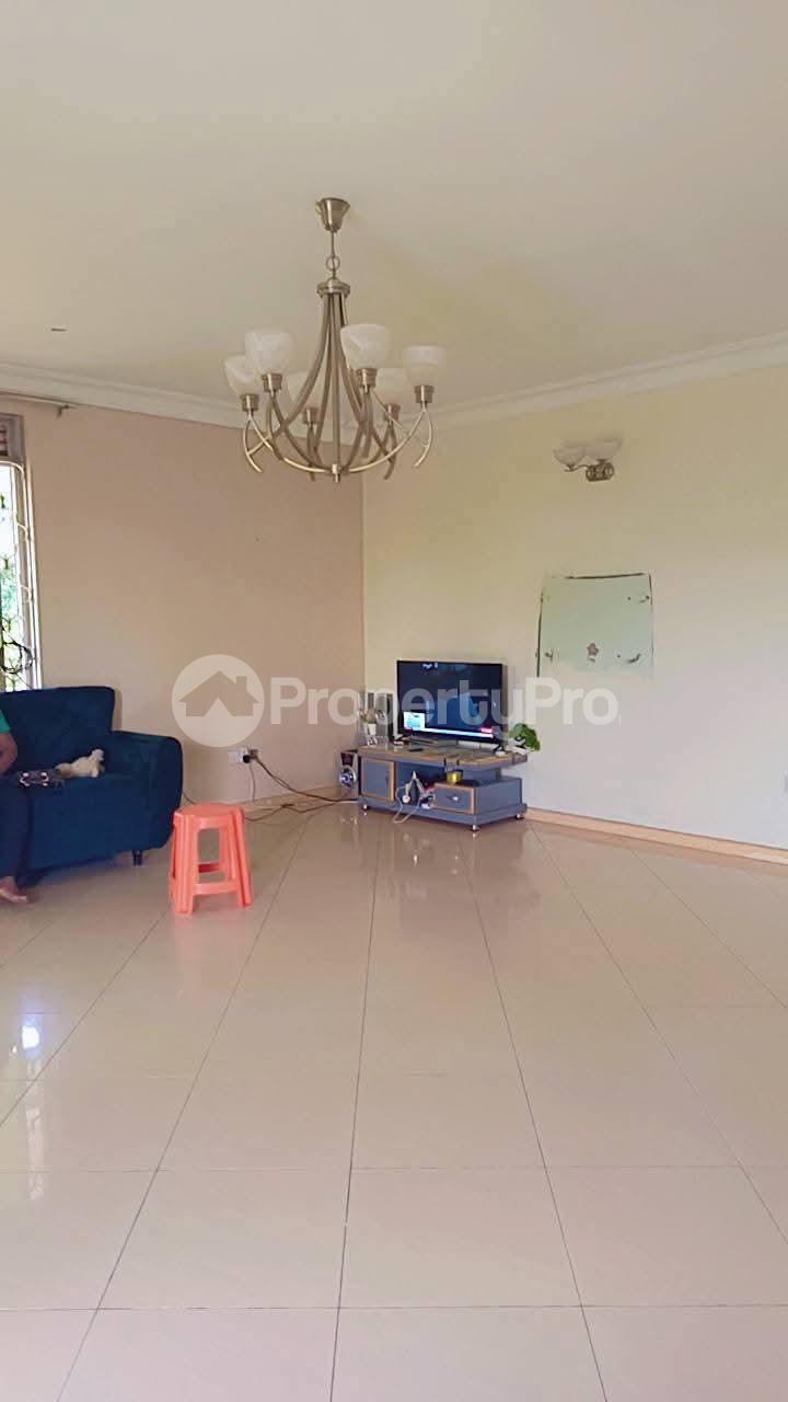 6 bedroom Apartment Block Apartment for sale Bunga Kansanga Kampala Central - 3