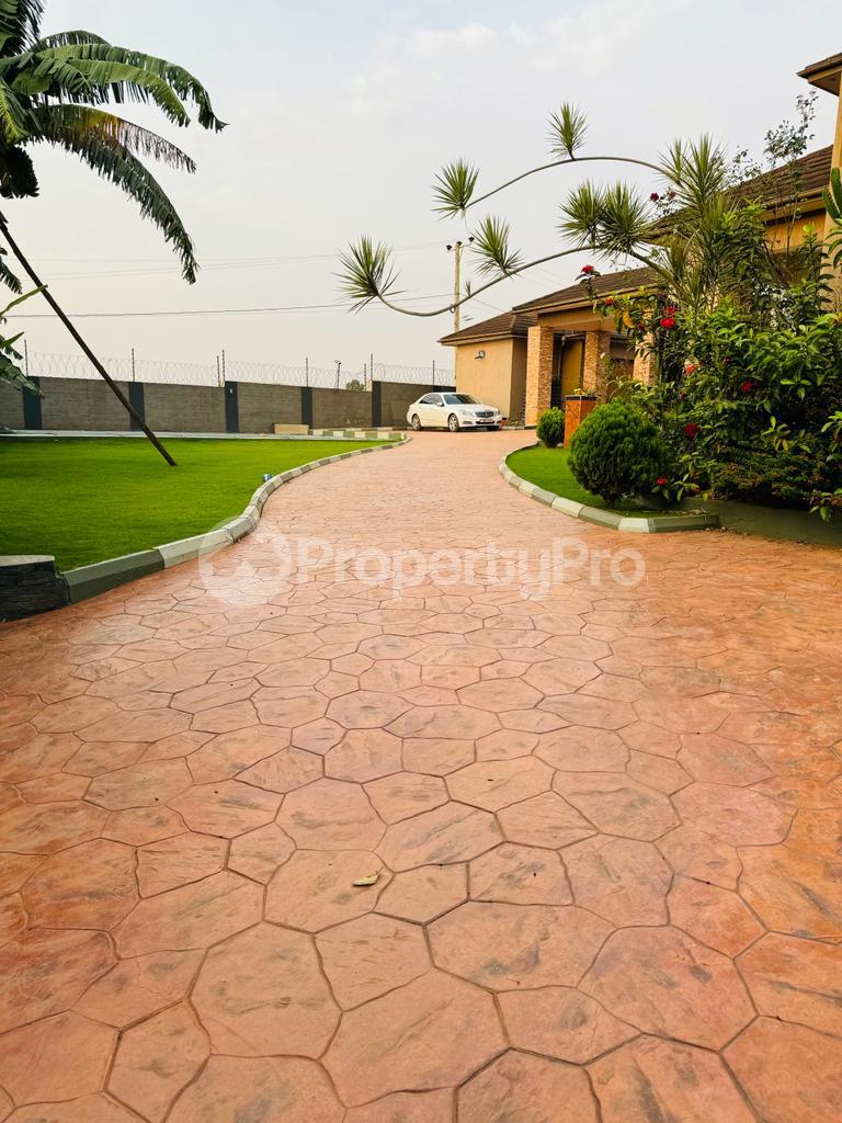 6 bedroom Villa for sale Kira mulawa  Kira Wakiso Central - 3