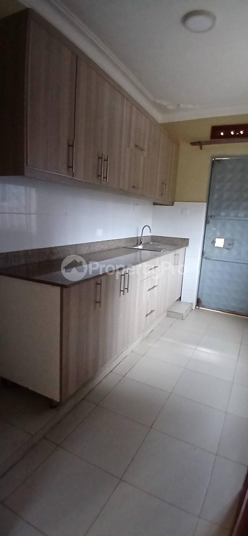 1 bedroom mini flat  Apartment Block Apartment for rent Mbalwa road Wakiso Central - 4