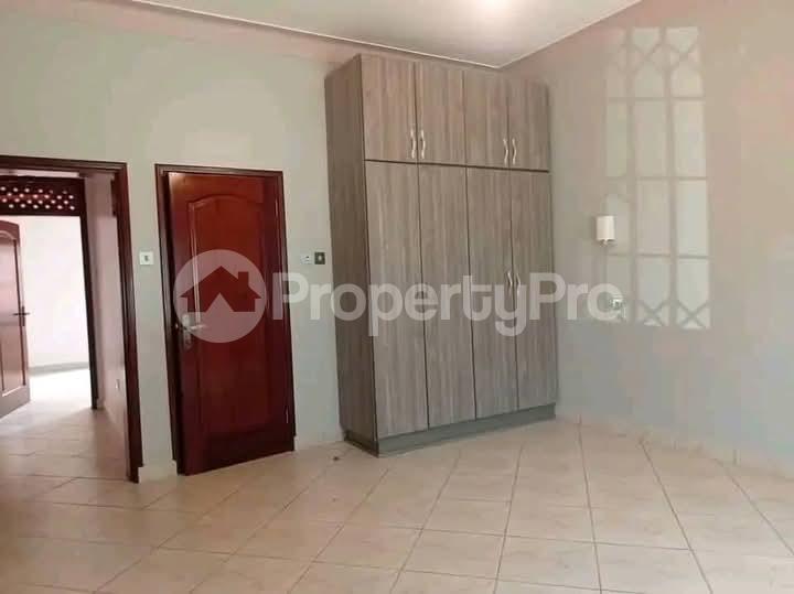 2 bedroom Apartment Block Apartment for rent Kira road Kira Wakiso Central - 3