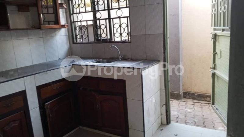 2 bedroom Bungalow Apartment for rent Mbalwa road Wakiso Central - 6