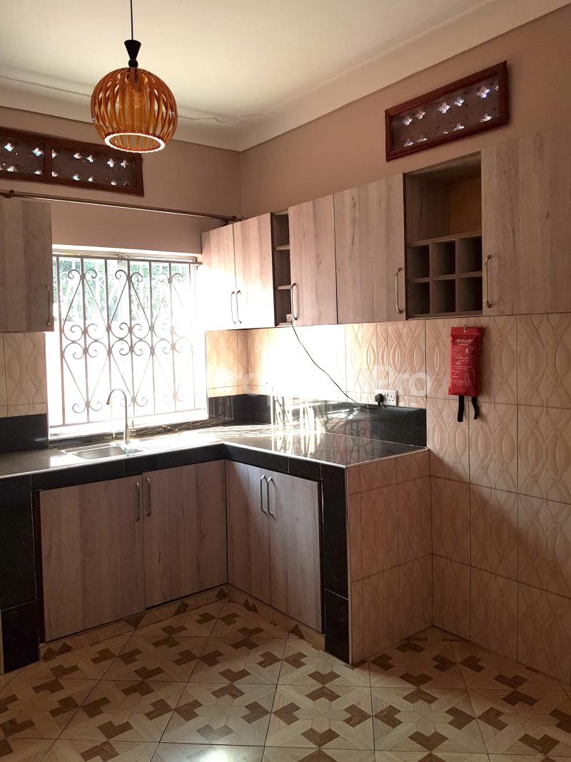 2 bedroom Apartment Block Apartment for rent Plot 5133, Block 265, Zana–Bunamwaya Ssabagado-Makindye Wakiso Central - 6