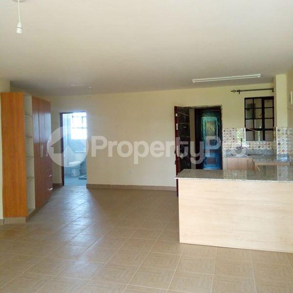 1 bedroom mini flat Townhouses Houses for rent WALUKU WAIYAKI WAY OPP