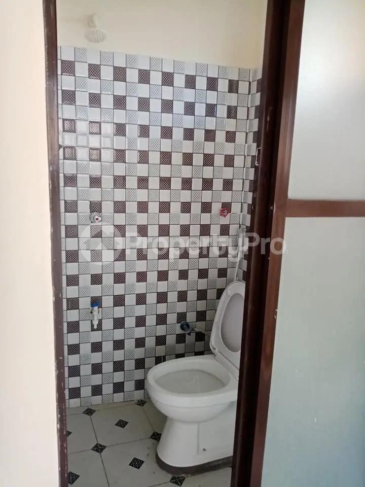1 bedroom mini flat Bungalow Houses for rent Stima plaza Ngara Nairobi