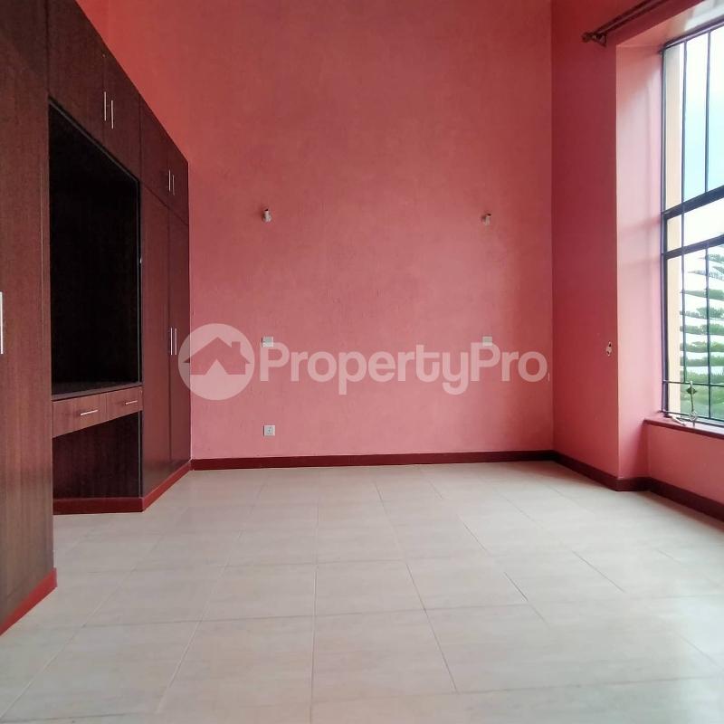 3 bedroom Bungalow Houses for rent Nanyiki close sportsman arms Nanyuki