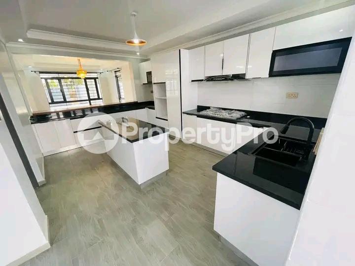 2 bedroom Townhouses Houses for rent Ridge ways Ridgeways Ridgeways