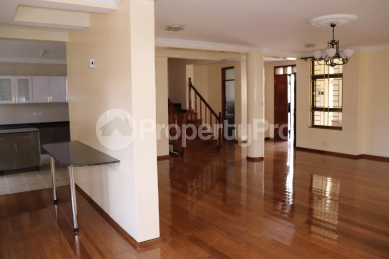 4 bedroom Townhouses Houses for rent Greenspan Estate Donholm Donholm