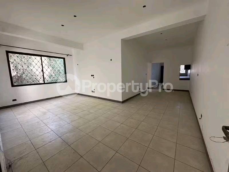 2 bedroom Flat&Apartment for sale Bamburi Mtambo, Bamburi Mombasa