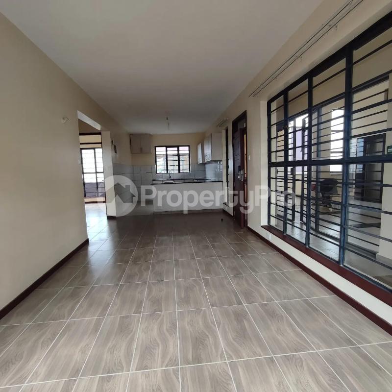 1 bedroom mini flat Bungalow Houses for rent Elgon View close to Moi