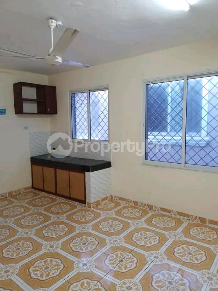 2 bedroom Bungalow Houses for rent Bamburi Mombasa - 0