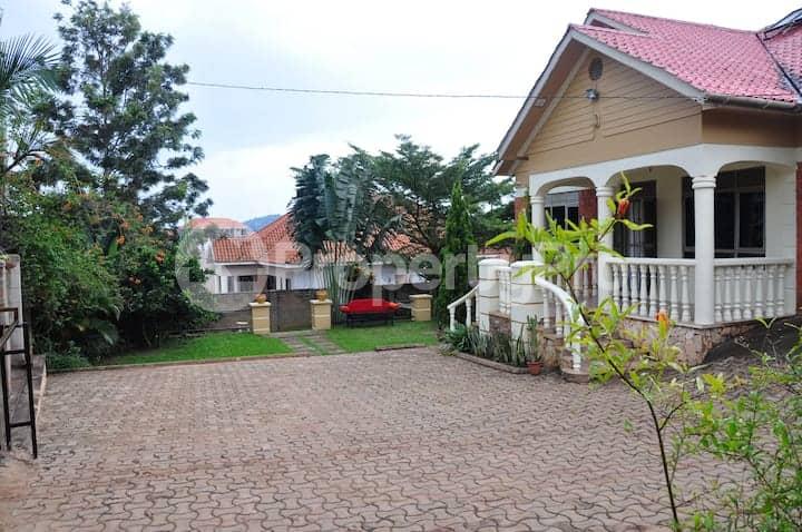 4 bedroom Villa for sale Namugongo nsawo estate  Kira Wakiso Central - 11