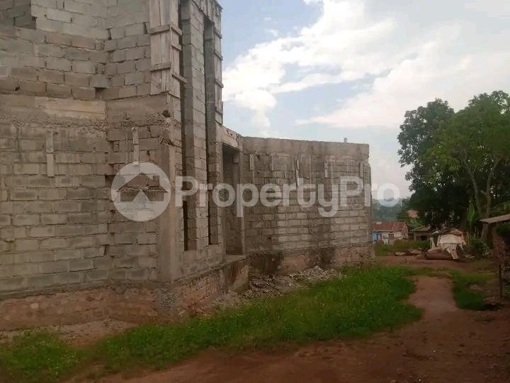 5 bedroom Apartment for sale Gayaza road  Kampala Central Kampala Central - 5