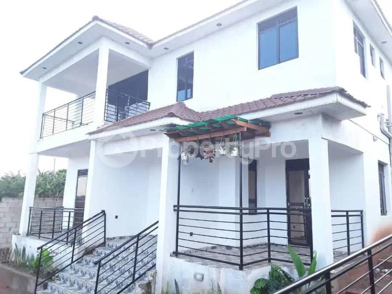 3 bedroom Villa for sale Kitende kitovu  Katabi Wakiso Central - 1