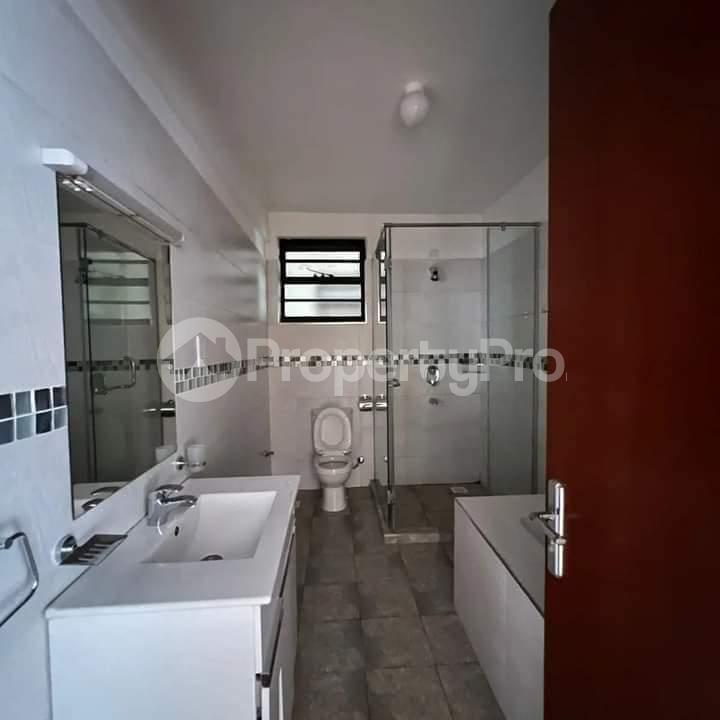 3 bedroom Bungalow Houses for rent Mountain View Waiyaki Way Mountain