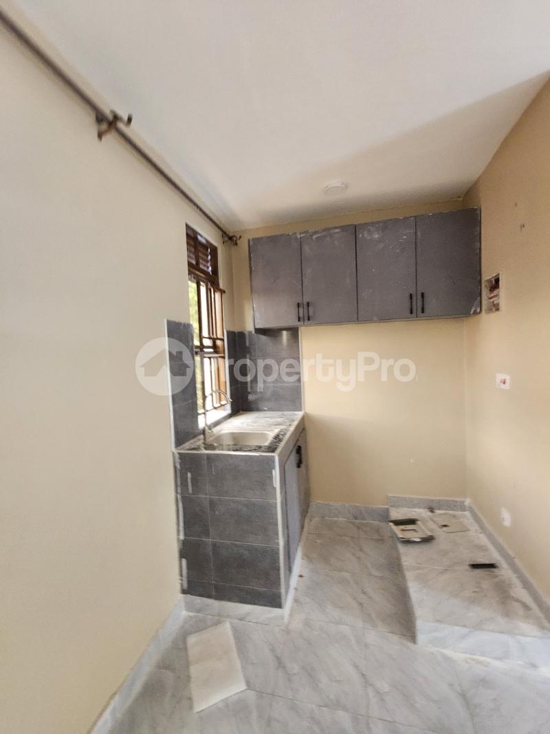 1 bedroom mini flat  Apartment for rent Lukuli road Munyonyo Kampala Central - 1