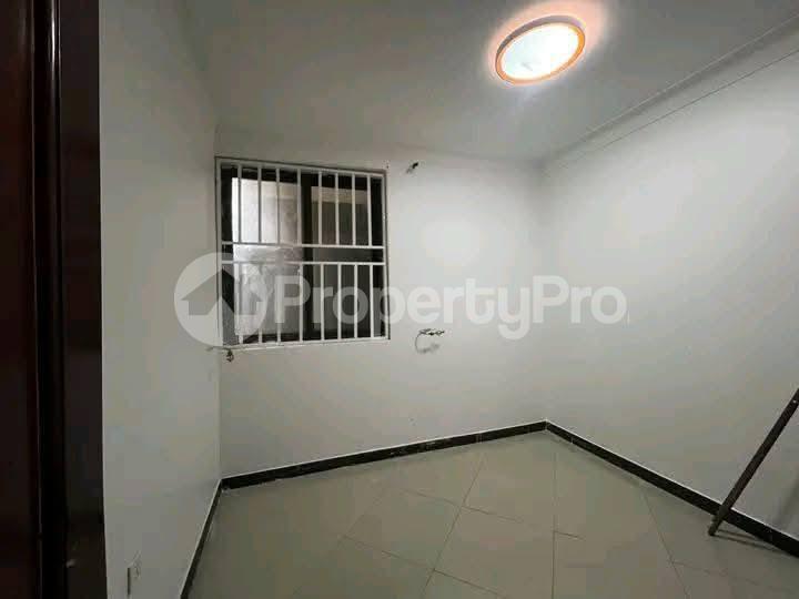 2 bedroom Apartment Block Apartment for rent Munyonyo road Munyonyo Kampala Central - 9