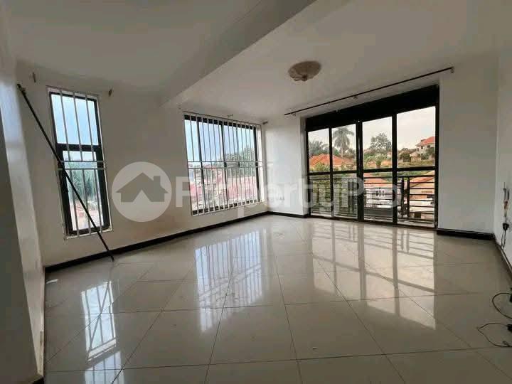 2 bedroom Apartment Block Apartment for rent Munyonyo road Munyonyo Kampala Central - 11