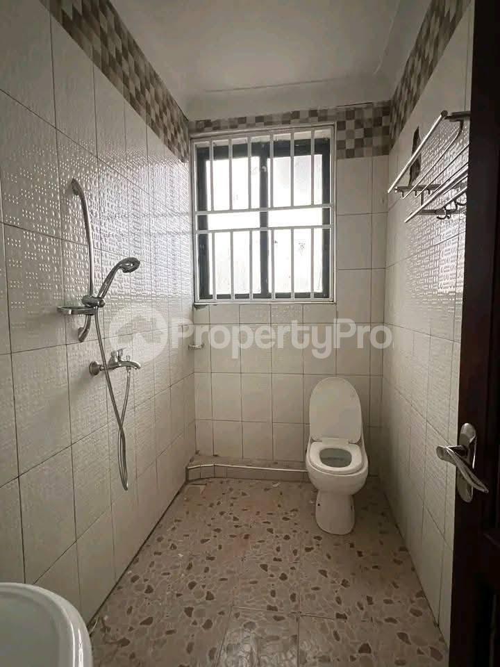 2 bedroom Apartment Block Apartment for rent Munyonyo road Munyonyo Kampala Central - 14