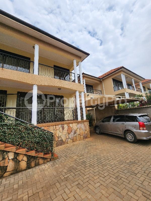 3 bedroom Villa for rent Lukuli road Munyonyo Kampala Central - 1