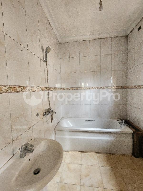 3 bedroom Villa for rent Lukuli road Munyonyo Kampala Central - 3