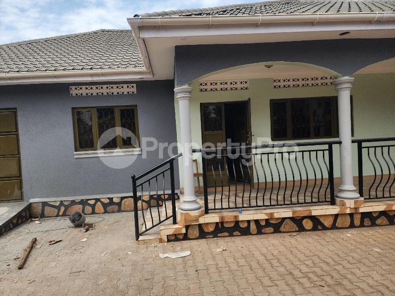 4 bedroom Villa for rent Lukuli road Kampala Central - 0