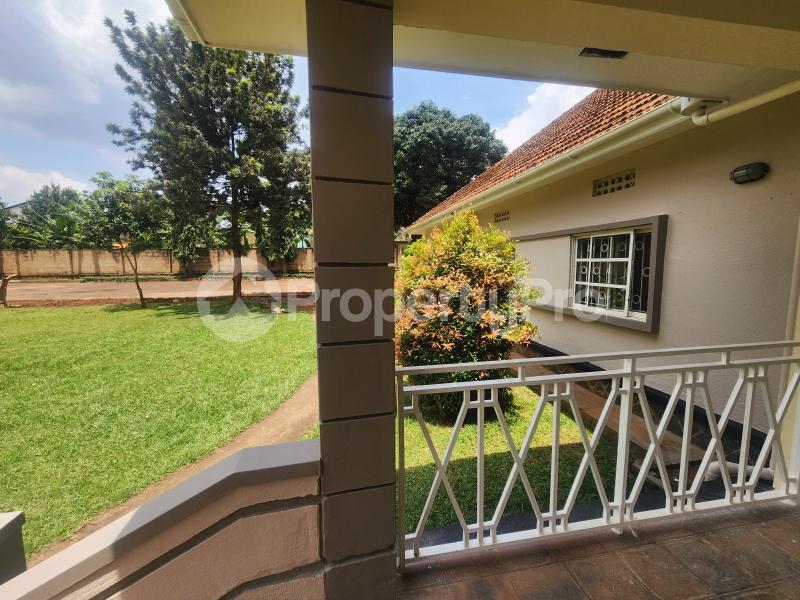 4 bedroom Villa for rent Wavahmuno road Munyonyo Kampala Central - 0