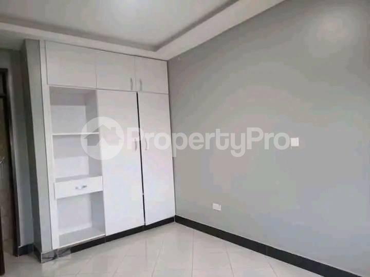 2 bedroom Apartment Block Apartment for rent mutungo road Kampala Central - 5