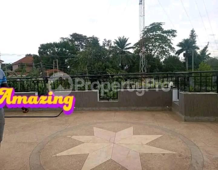 2 bedroom Apartment Block Apartment for rent mutungo road Kampala Central - 3