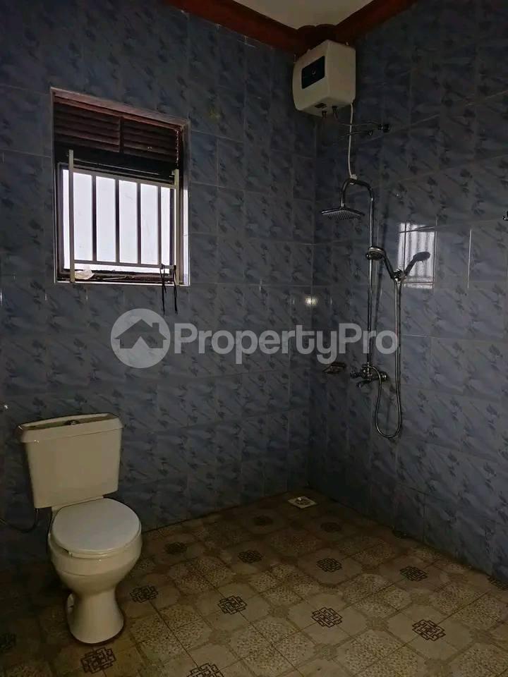 2 bedroom Apartment Block Apartment for rent Mutungo Kampala Central - 4
