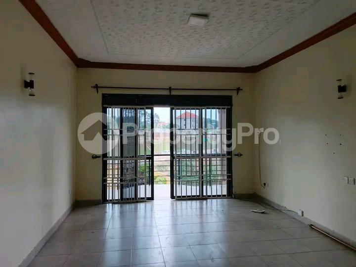 2 bedroom Apartment Block Apartment for rent Mutungo Kampala Central - 5