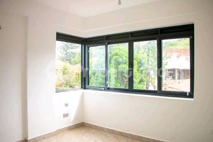 2 bedroom Apartment Block Apartment for rent Mutungo road Kampala Central - 2