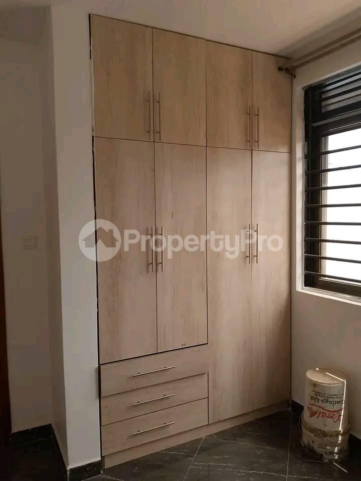 1 bedroom mini flat  Apartment Block Apartment for rent Mutungo road Kampala Central - 3