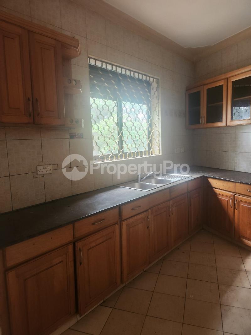 2 bedroom Apartment for rent Zimwe road  Makindye Kampala Central - 3