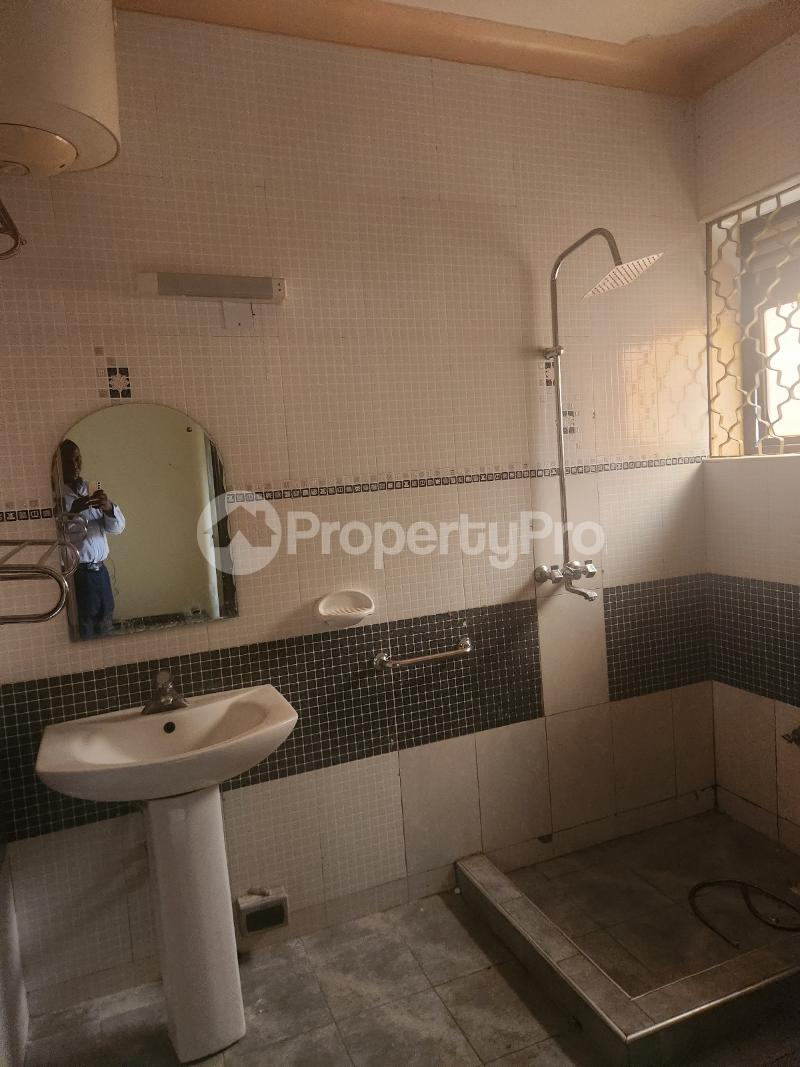 2 bedroom Apartment for rent Zimwe road  Makindye Kampala Central - 2