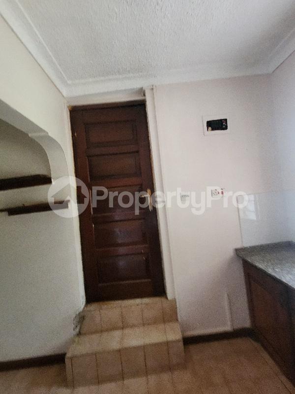 2 bedroom Villa for rent Katuramu road Makindye Kampala Central - 5