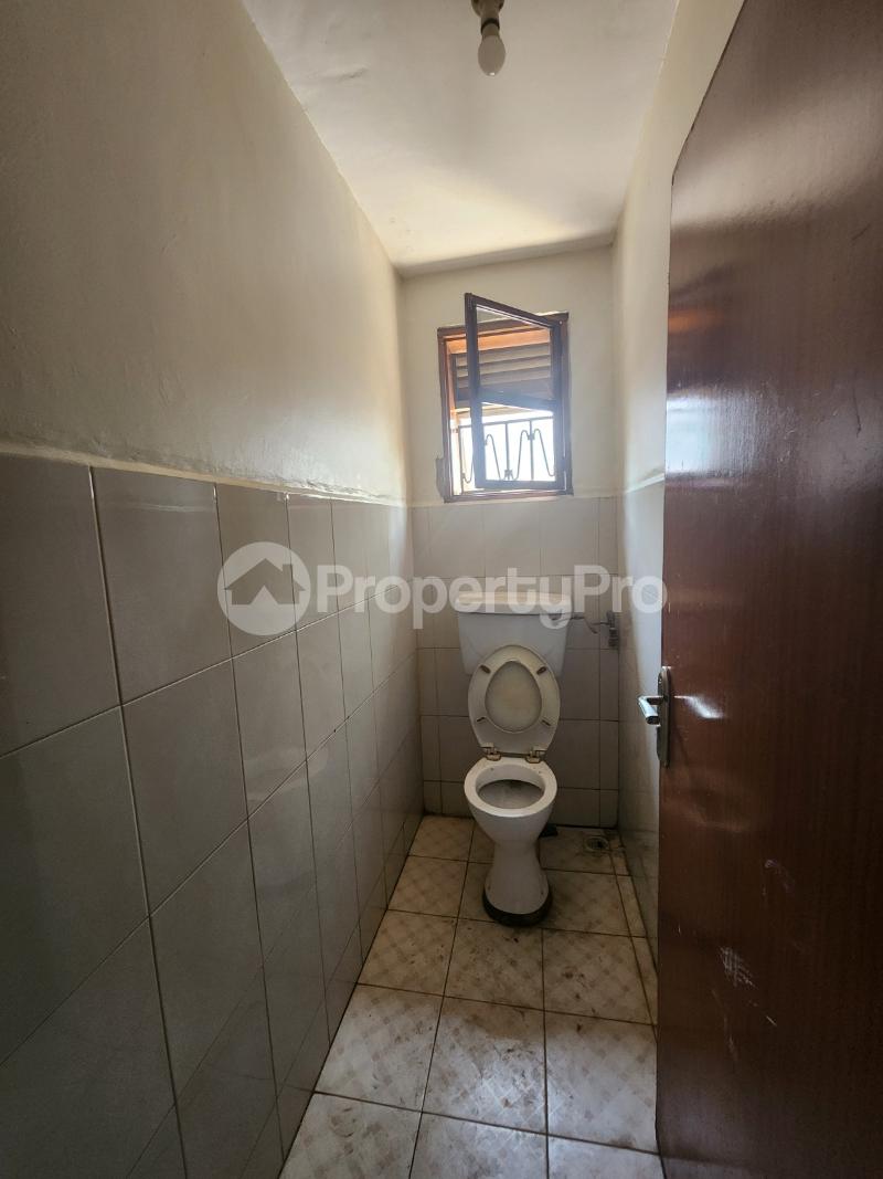 3 bedroom Apartment for rent Kananura road Makindye Kampala Central - 3