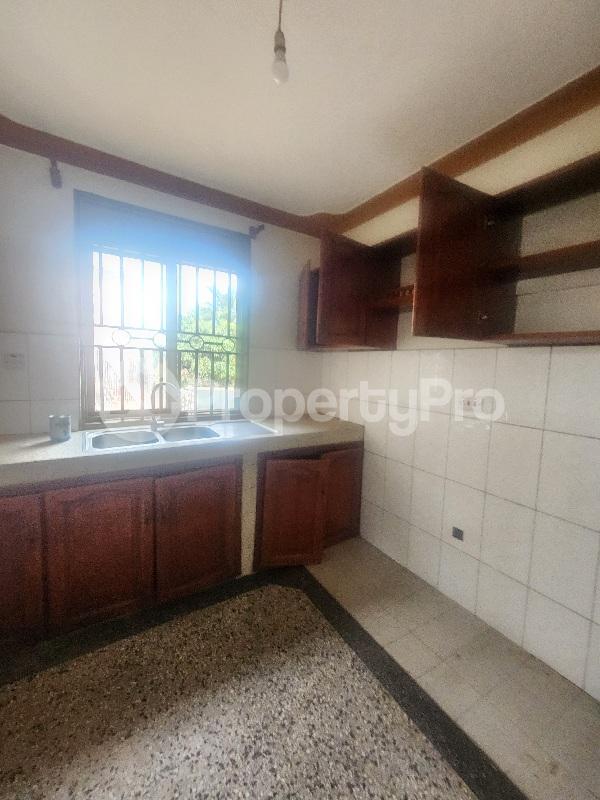 3 bedroom Apartment Block Apartment for rent Kananura road Makindye Kampala Central - 4