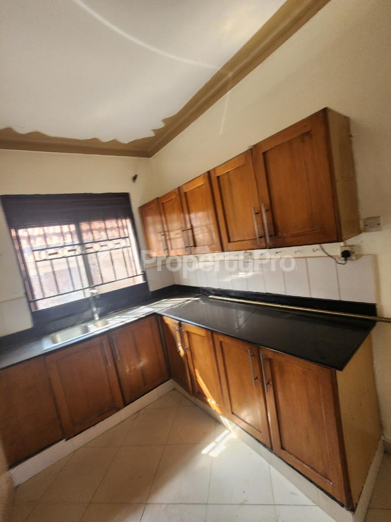 3 bedroom Apartment for rent Kananura road Makindye Kampala Central - 5