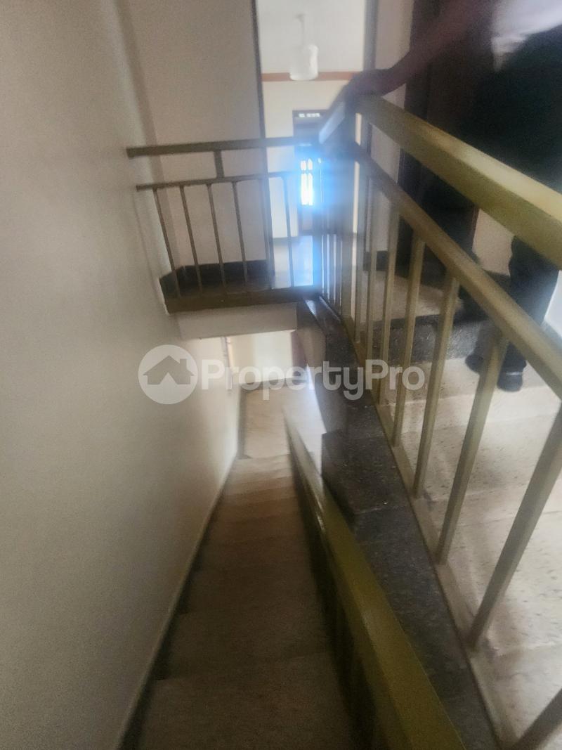 3 bedroom Apartment Block Apartment for rent Kananura road Makindye Kampala Central - 3