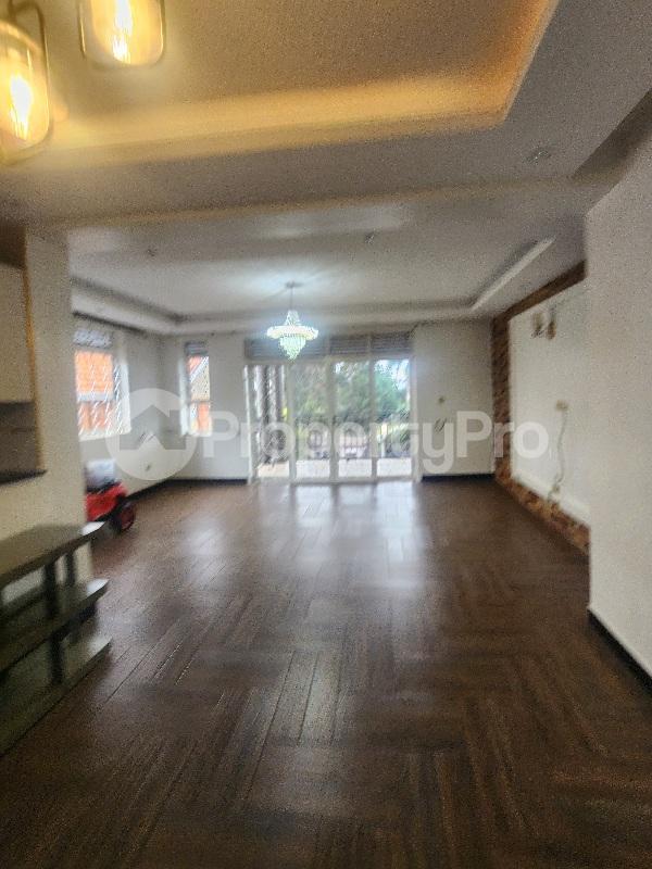 3 bedroom Apartment for rent Muyenga north road Makindye Kampala Central - 1