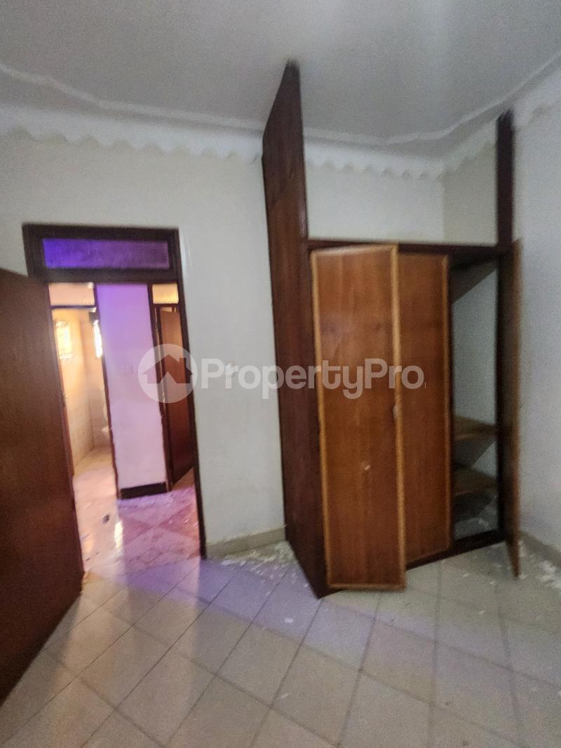 3 bedroom Apartment for rent Bukasa road Makindye Kampala Central - 1