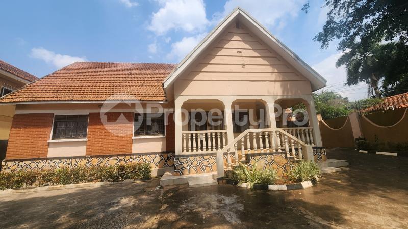 4 bedroom Villa for rent Bukasa road Makindye Kampala Central - 0