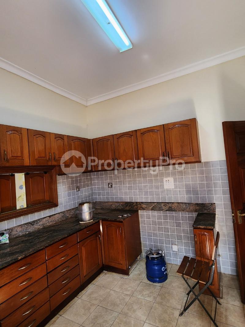 4 bedroom Villa for rent Muyenga road Makindye Kampala Central - 5