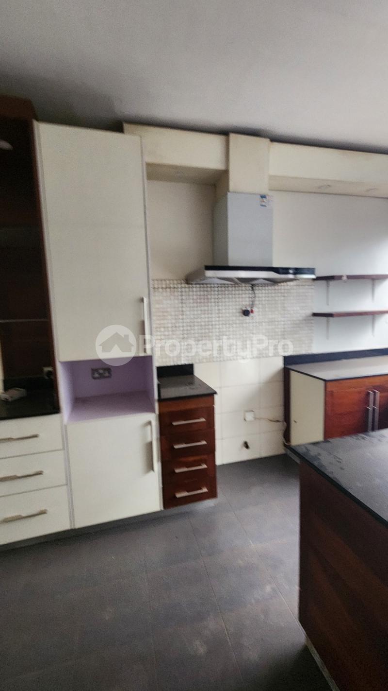 4 bedroom Villa for rent Kiwafu road  Makindye Kampala Central - 3