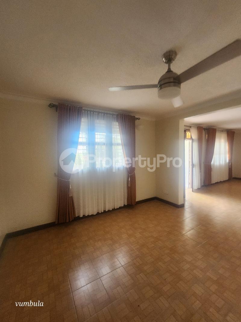 5 bedroom Villa for rent Kironde road Makindye Kampala Central - 1