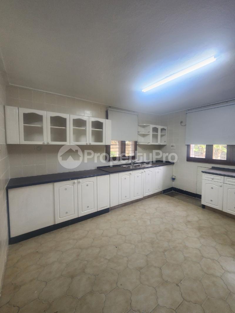 5 bedroom Villa for rent Kironde road Makindye Kampala Central - 2