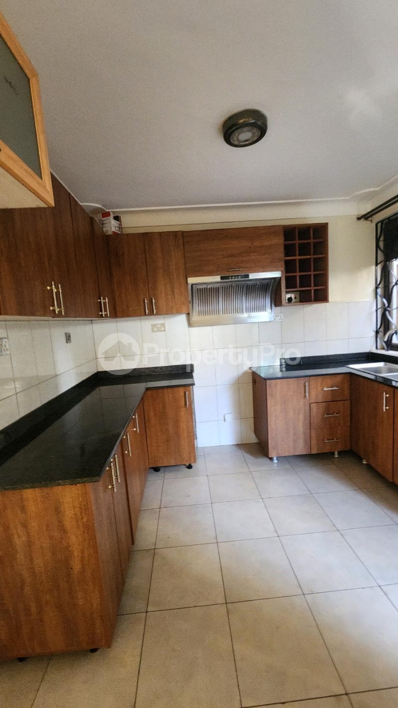2 bedroom Apartment for rent Bukasa road Makindye Kampala Central - 3