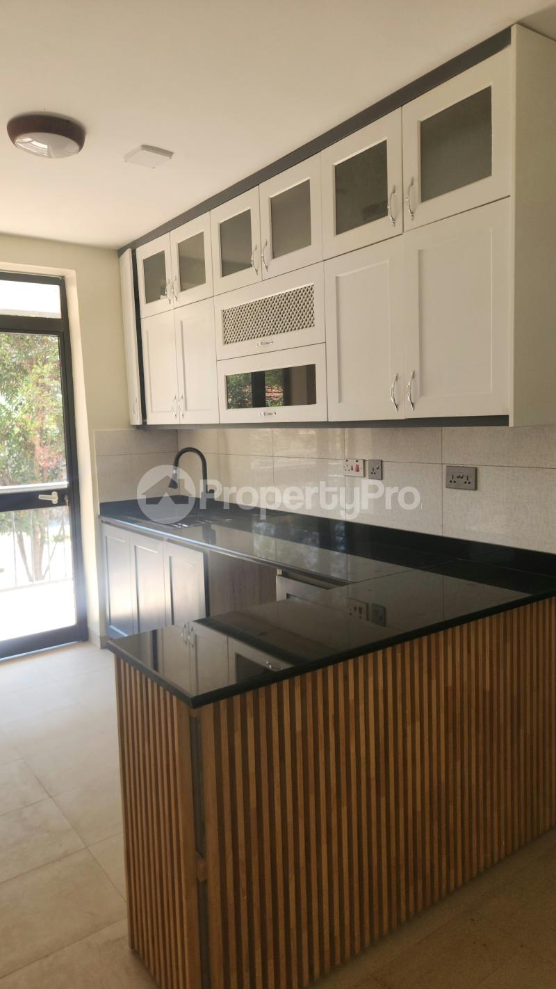 3 bedroom Apartment for rent Bukasa road Makindye Kampala Central - 4