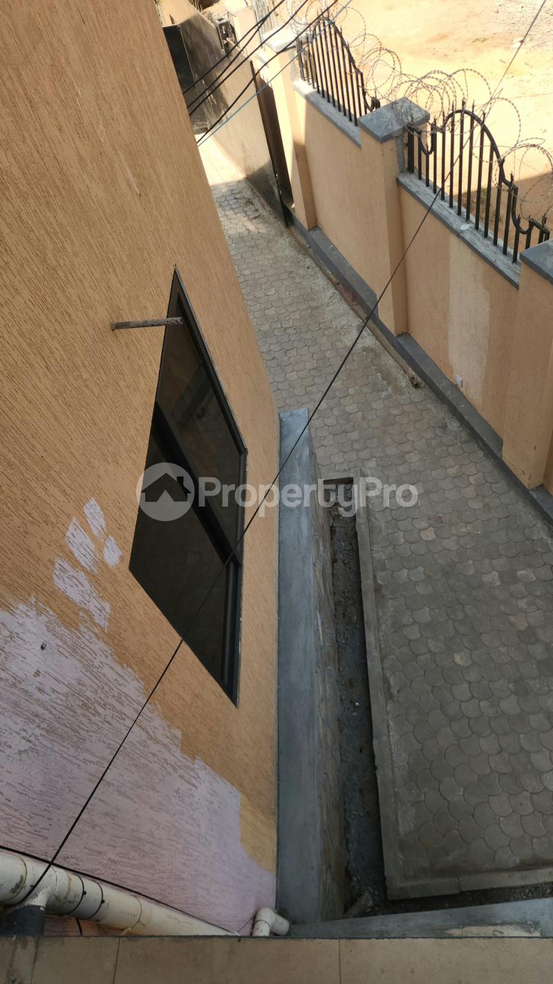3 bedroom Apartment for rent Bukasa road Makindye Kampala Central - 1