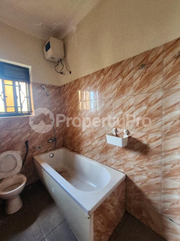 3 bedroom Apartment for rent Bukasa road Makindye Kampala Central - 4